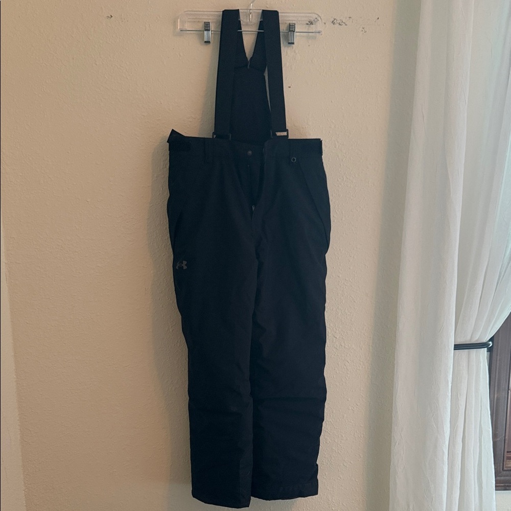 Under Armour Boy’s Black Winter Insulated Bibs